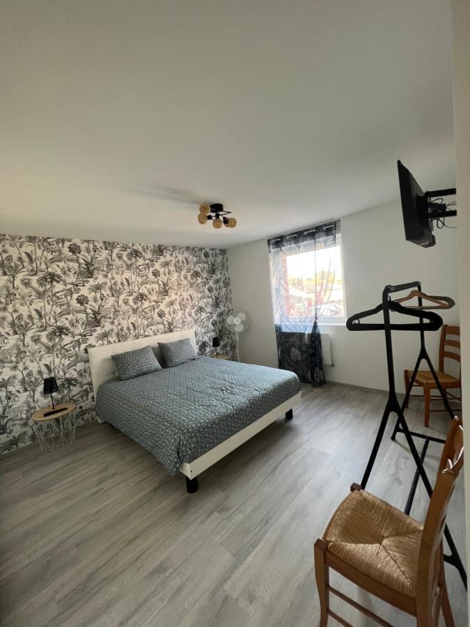 Le Sejour Qu'On M Hotel Le Cateau-Cambresis Екстериор снимка